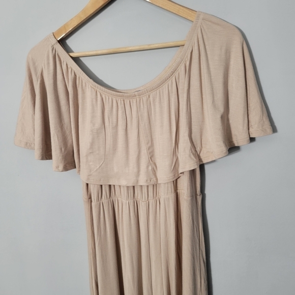My Bump Beige Off The Shoulder Ruffle Maxi Dress NWT - Picture 9 of 11